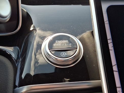 New 2026 Mercedes-Benz S 580 4MATIC Sedan image 16