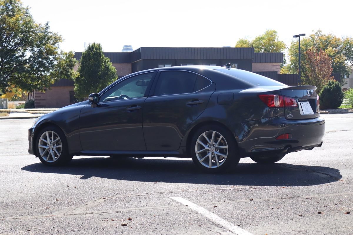 Used 2011 Lexus IS 250 w/ Premium Pkg Value Edition RWD image 7