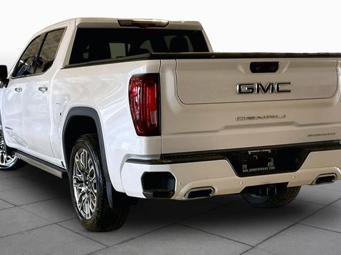 Used 2023 GMC Sierra 1500 Denali Ultimate AWD/4WD image 11