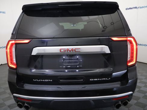 Used 2022 GMC Yukon XL Denali w/ Denali Premium Package AWD/4WD image 8