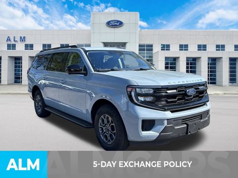 Certified 2025 Ford Expedition Max Active RWD image 3