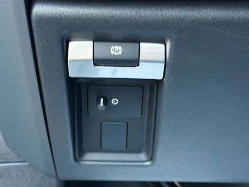 New 2026 Land Rover Defender 110 S AWD/4WD image 34