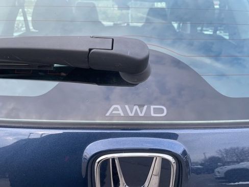 Used 2024 Honda CR-V LX image 9