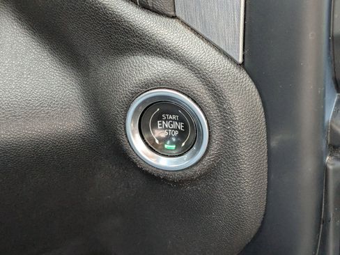 Used 2019 GMC Sierra 1500 SLT w/ SLT Premium Plus Package image 22