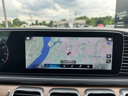 Used 2022 Mercedes-Benz GLS 450 4MATIC image 36