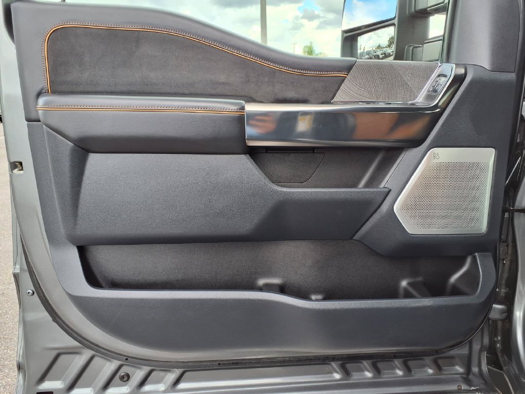 Used 2024 Ford F250 Platinum AWD/4WD image 23