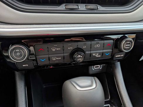 New 2026 Jeep Compass Limited w/ Sun, Sound & Navigation Group image 20