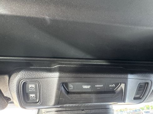 Used 2025 Jeep Wrangler Sahara w/ Safety Group image 25