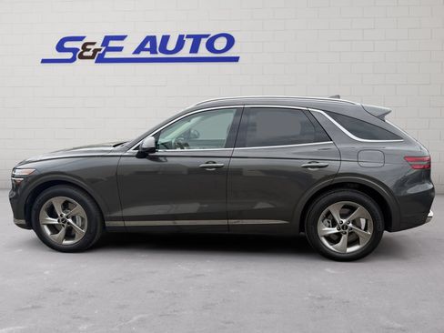 Used 2026 Genesis GV70 2.5T Select AWD/4WD image 2