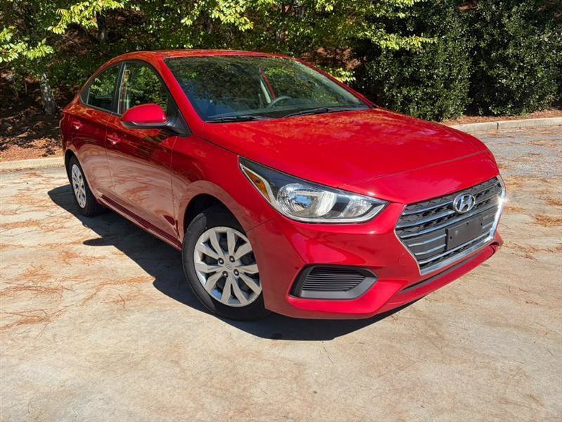 Used 2022 Hyundai Accent SE FWD image 1