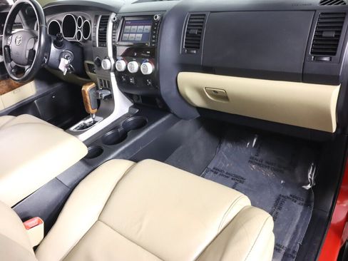 Used 2013 Toyota Tundra Limited AWD/4WD image 50