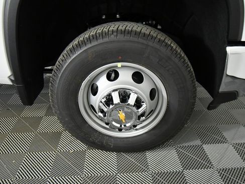 New 2025 Chevrolet Silverado 3500 W/T w/ WT Convenience Package image 17