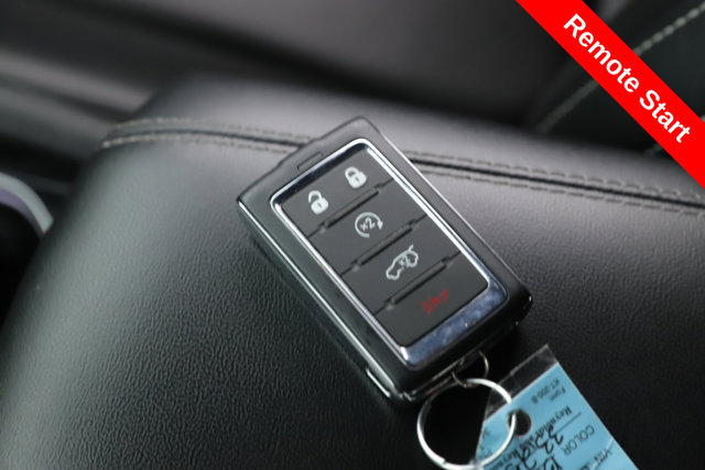 Used 2025 Jeep Grand Cherokee L Limited AWD/4WD image 3