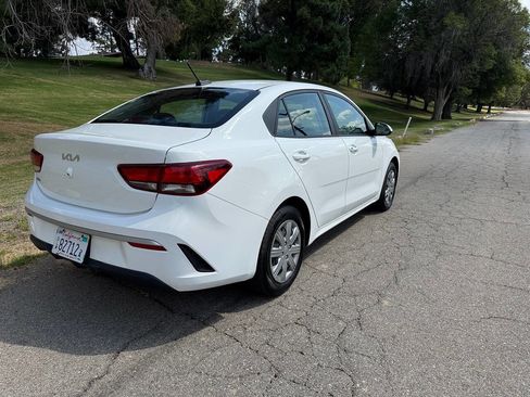 Used 2022 Kia Rio LX image 5