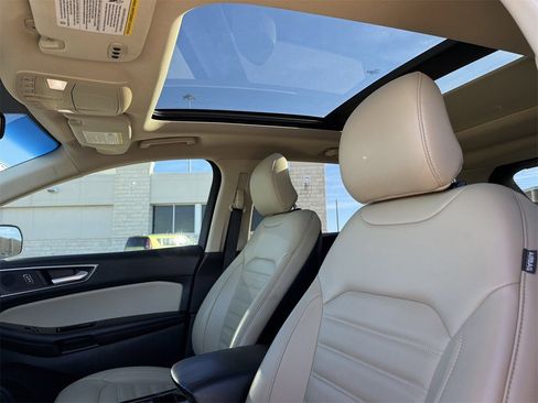 Certified 2019 Ford Edge SEL w/ Equipment Group 201A image 22