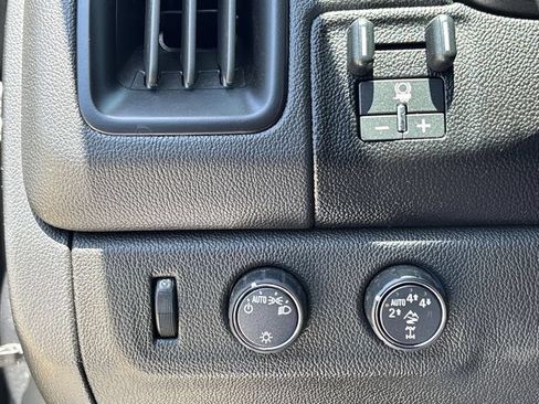 Used 2022 Chevrolet Colorado ZR2 AWD/4WD image 20