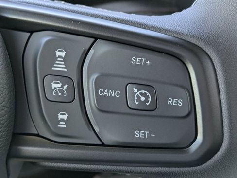 New 2025 Jeep Gladiator Sport image 22