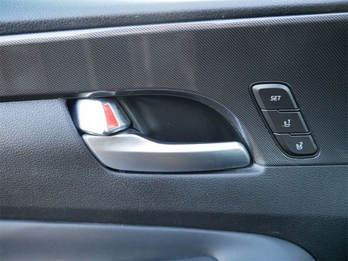 Used 2022 Hyundai Santa Fe Limited image 14