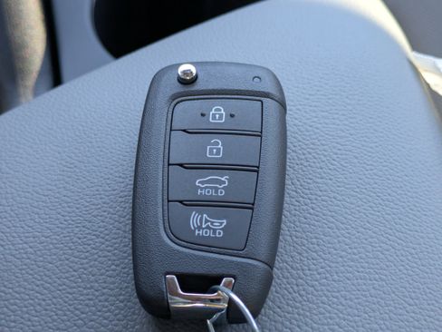 New 2026 Hyundai Elantra SE image 29