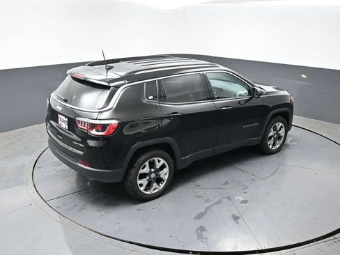 Used 2020 Jeep Compass Limited AWD/4WD image 11