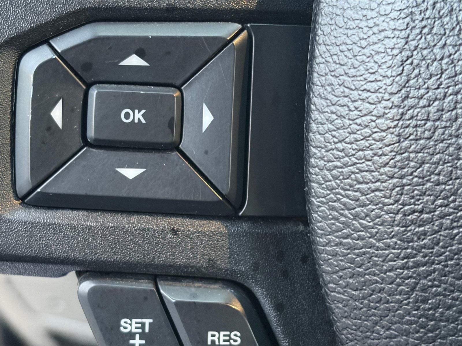 Used 2017 Ford F250 XL w/ Power Equipment Group AWD/4WD image 20