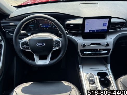 Used 2023 Ford Explorer XLT w/ Equipment Group 202A AWD/4WD image 14