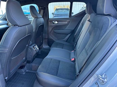 New 2026 Volvo XC40 B5 Ultra w/ Climate Package image 15