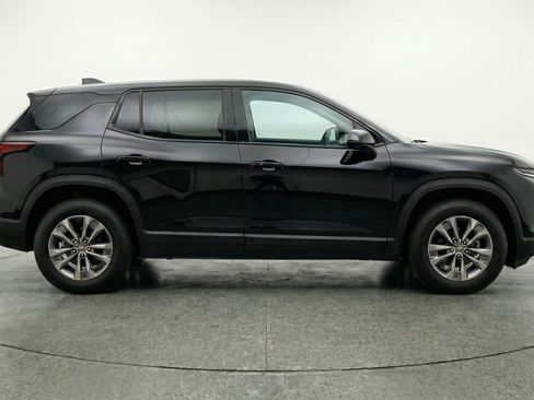 Used 2025 Chevrolet Equinox LT FWD image 11