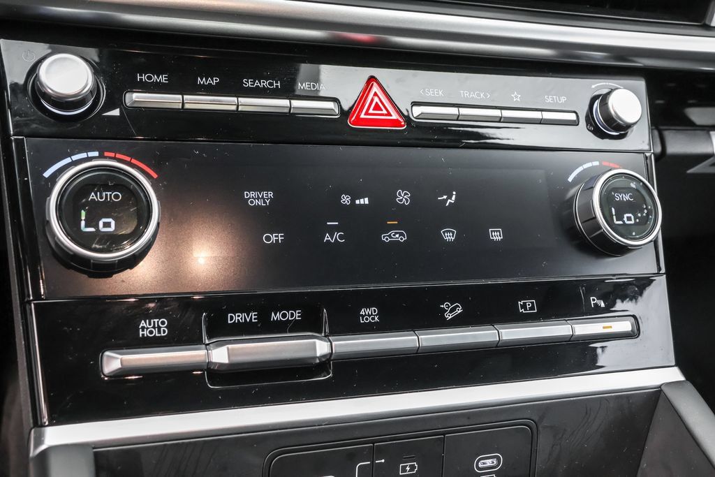 Certified 2026 Hyundai Santa Fe SE AWD/4WD image 23