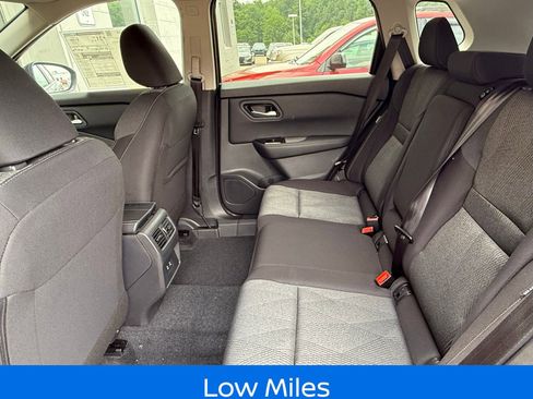 Certified 2025 Nissan Rogue SV image 13