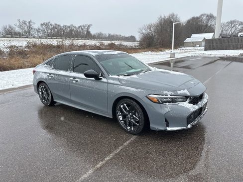 Certified 2025 Honda Civic Sport image 6