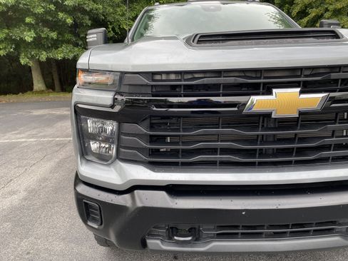 Used 2024 Chevrolet Silverado 3500 W/T AWD/4WD image 14