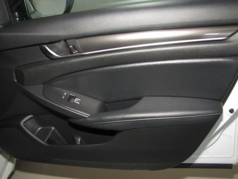 Certified 2022 Honda Accord Sport image 20