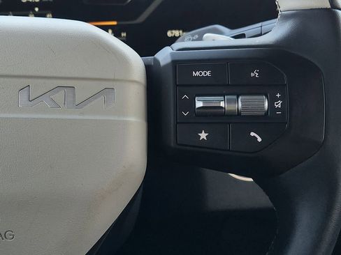Used 2025 Kia K4 GT-Line image 34