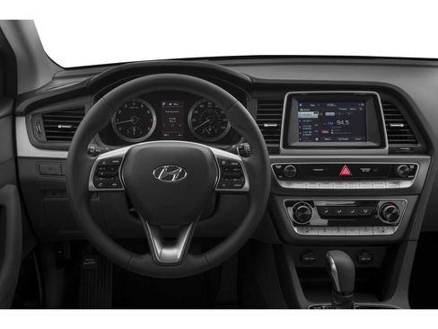 Used 2019 Hyundai Sonata SE image 4