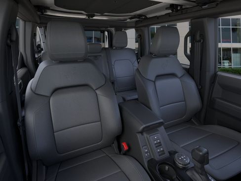 New 2026 Ford Bronco Outer Banks AWD/4WD image 10