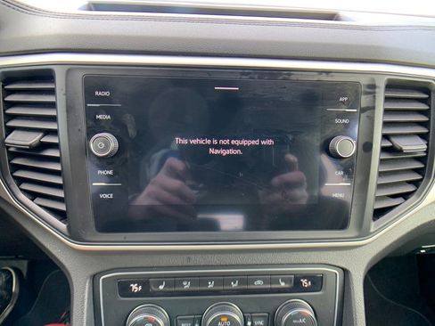 Used 2021 Volkswagen Atlas SE image 20