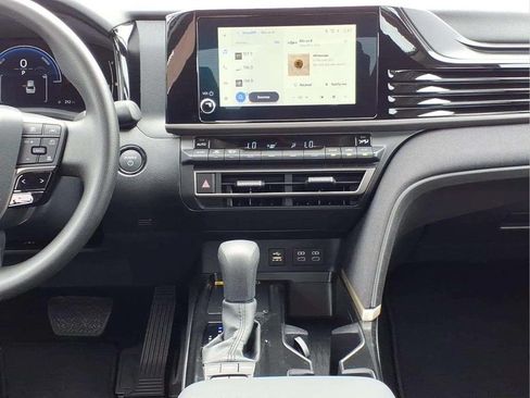 Used 2026 Toyota Camry LE FWD image 13