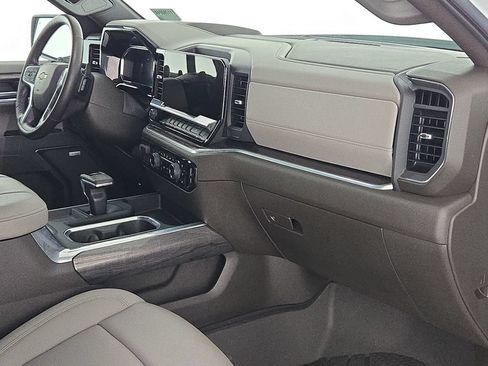 Used 2026 Chevrolet Silverado 1500 LTZ w/ Technology Package RWD image 34