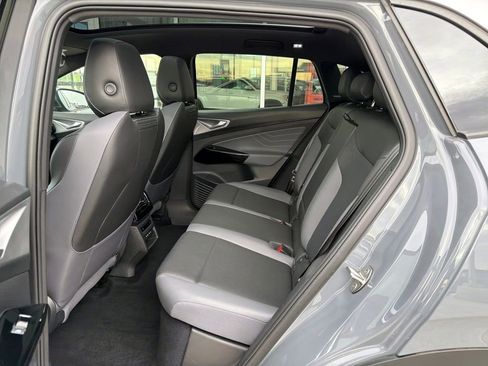 Certified 2023 Volkswagen ID.4 Pro S Plus image 14