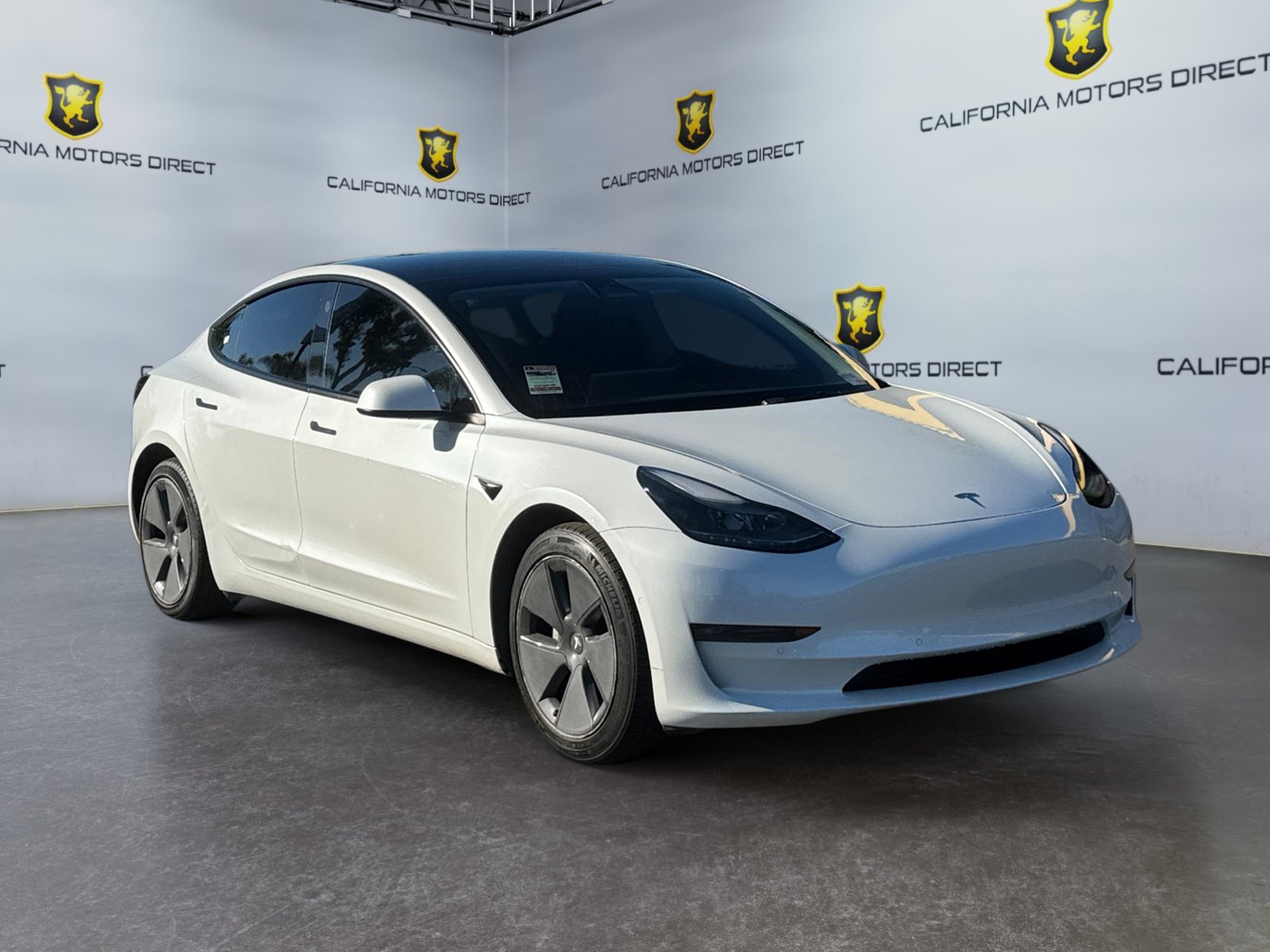 Used 2022 Tesla Model 3 Long Range AWD/4WD image 7