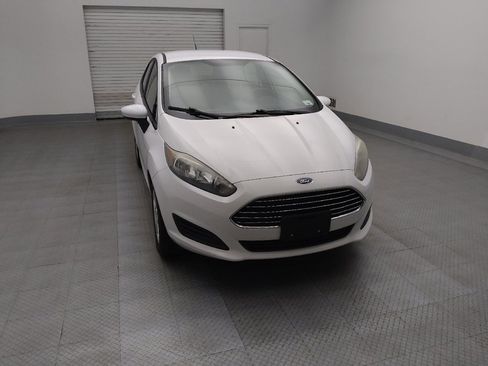 Used 2017 Ford Fiesta SE image 14