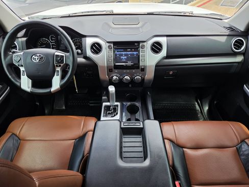 Used 2019 Toyota Tundra SR5 w/ SR5 Upgrade Package RWD image 11