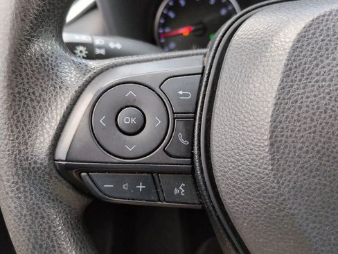 Used 2019 Toyota RAV4 LE w/ All Weather Liner Package AWD/4WD image 22