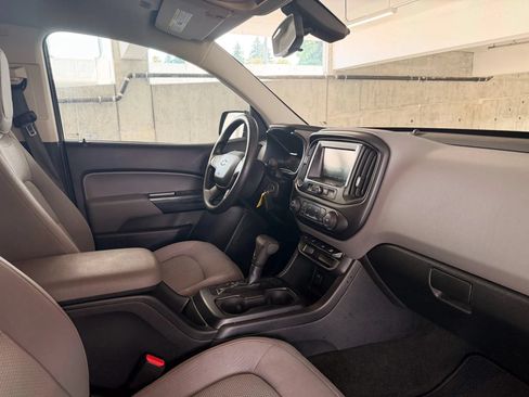Used 2018 Chevrolet Colorado W/T w/ WT Convenience Package AWD/4WD image 25