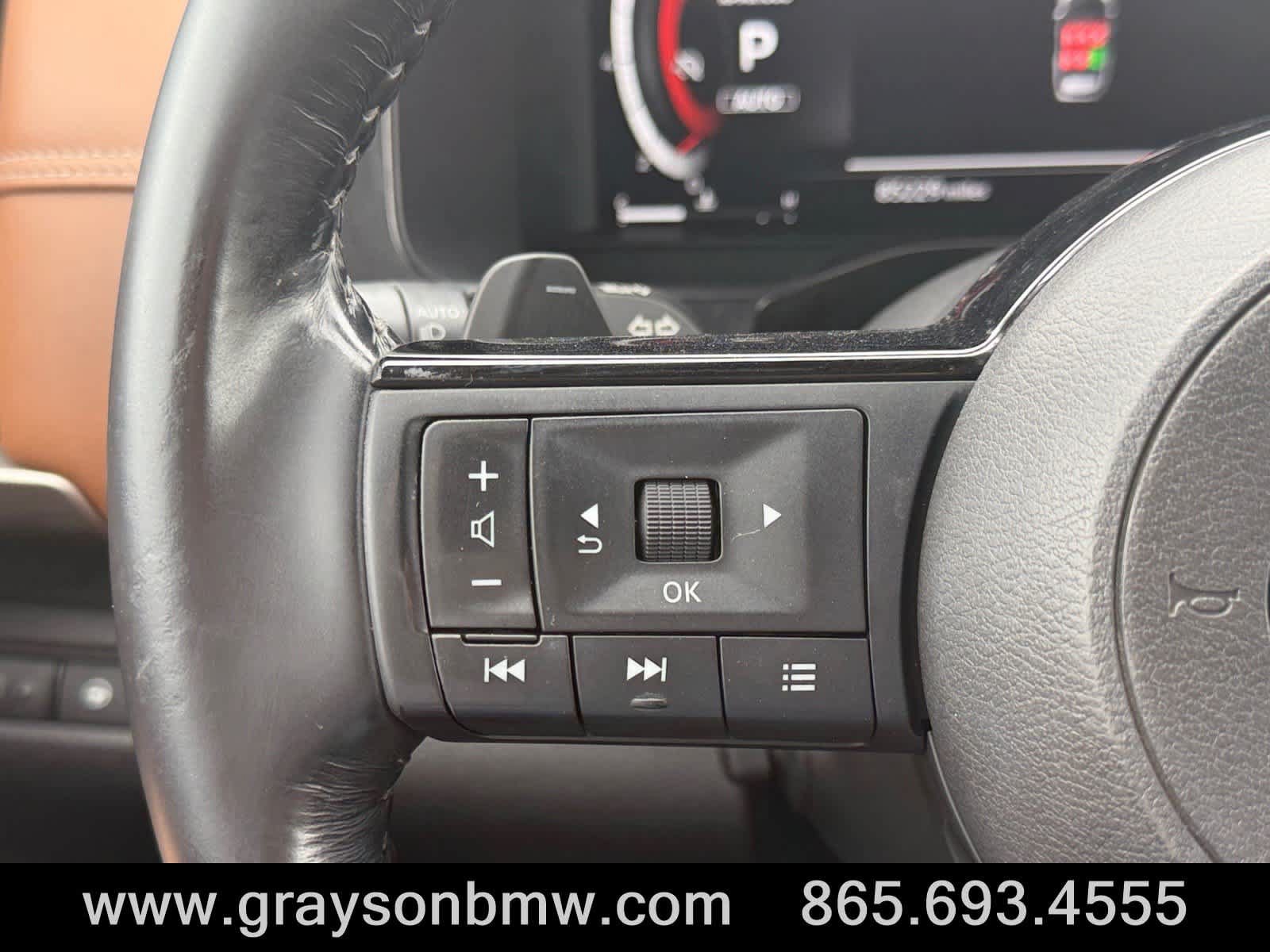 Used 2023 Nissan Pathfinder Platinum w/ Cargo Package AWD/4WD image 25