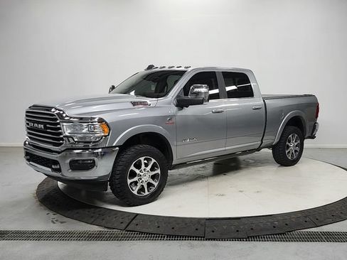 Used 2024 RAM 2500 Limited w/ Safety Group AWD/4WD image 3