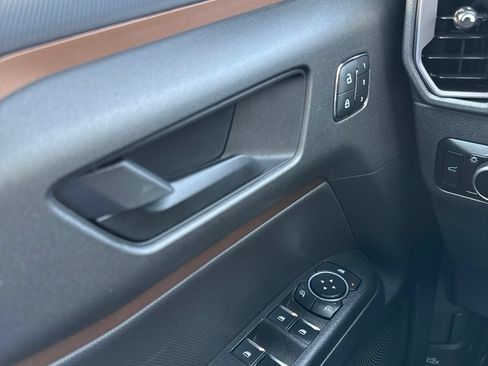 Used 2025 Ford Bronco Sport Outer Banks w/ Outer Banks Tech Package+ AWD/4WD image 11