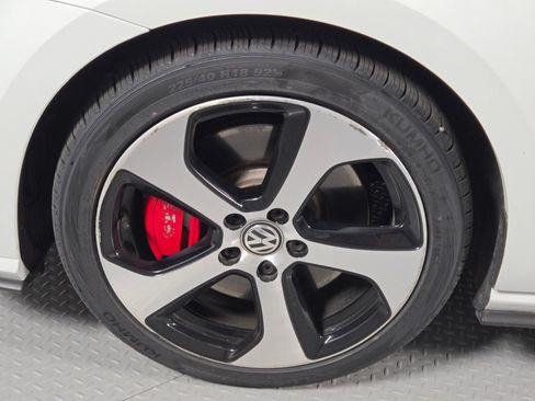 Used 2019 Volkswagen GTI S w/ Driver Assistance Package FWD image 9