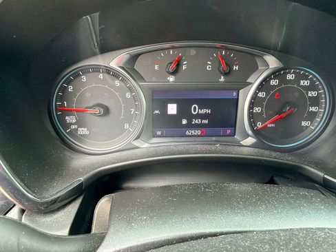 Used 2022 Chevrolet Equinox RS w/ RS Leather Package FWD image 13